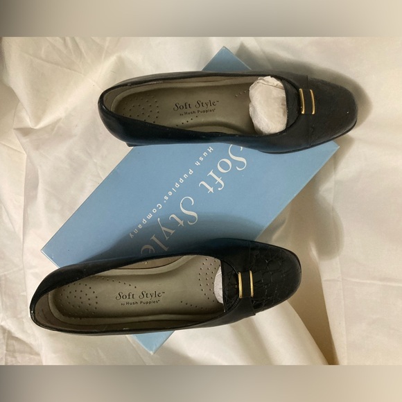 HUSH PUPPIES Low Heel Leather Pump 7.5W NWT - Picture 6 of 10